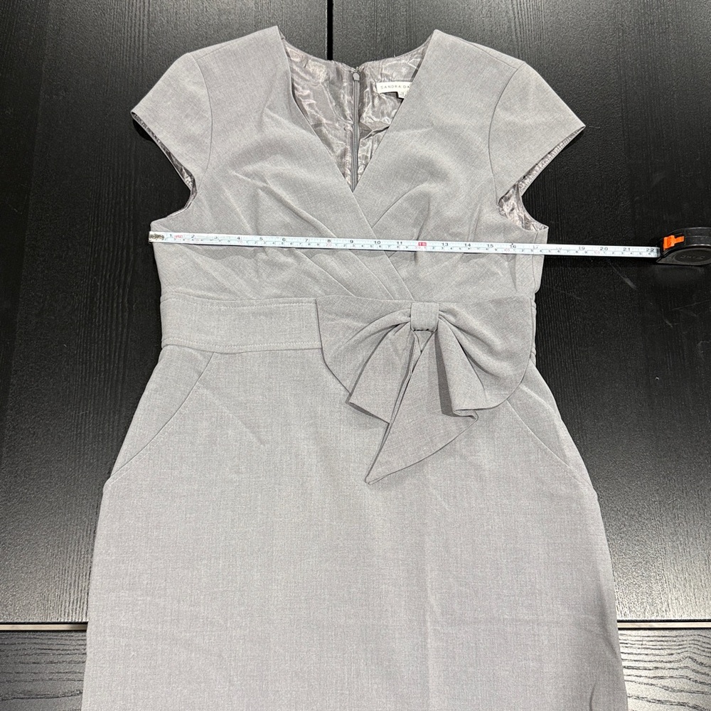 Sandra Darren Gray Cap-Sleeve Bow Front Dress – Size 12 - Picture 12 of 12